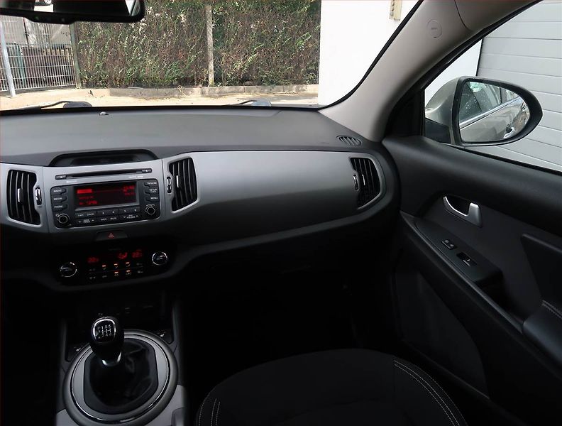Kia Sportage (2015) Exclusive 2.0 CRDi, 4X4 - fotka 8 z 20