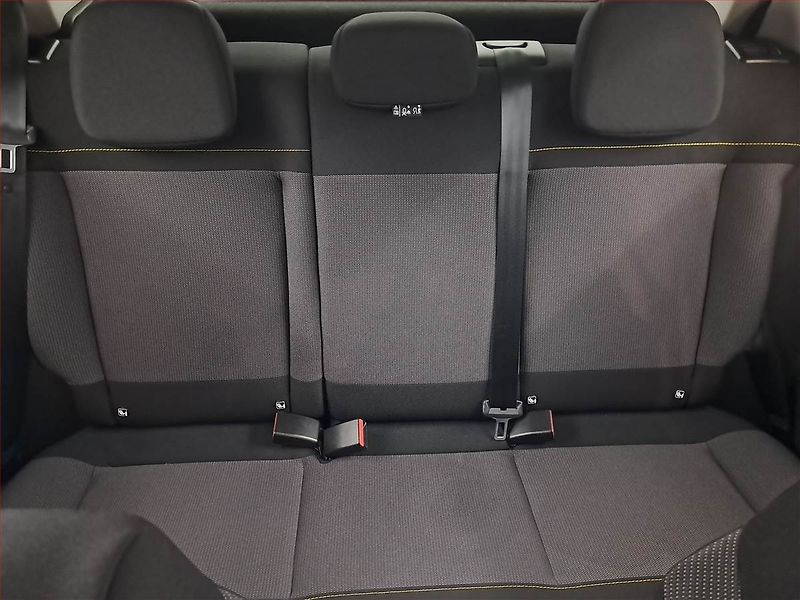 Citroën C3 (2021) 1.2 PureTech, Automat - fotka 10 z 17