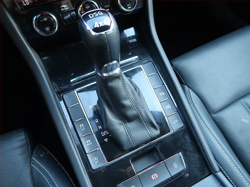 Škoda Superb (2021) Laurin&Klement 2.0 TDI - fotka 13 z 23