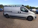 Renault Trafic (2007) 2.0 DCi long,klima,zahrádka,TZ - náhled 2