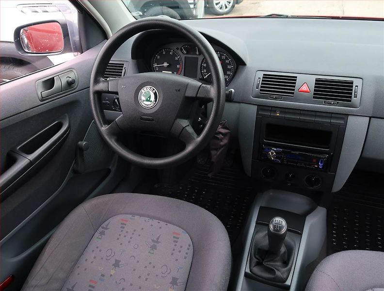 Škoda Fabia (2003) 1.2, jezdí výborně - fotka 7 z 14