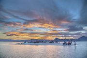 Návštěvníci solného jezera Bonneville. Foto: Wikimedia Commons, Bureau of Land Management, volné dílo