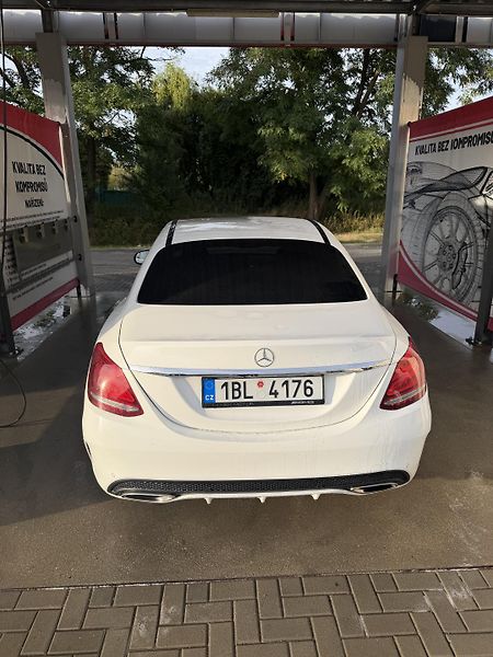 Mercedes-Benz Třídy C (2017) Mercedes Benz C200, 135kw 2017 - fotka 5 z 10