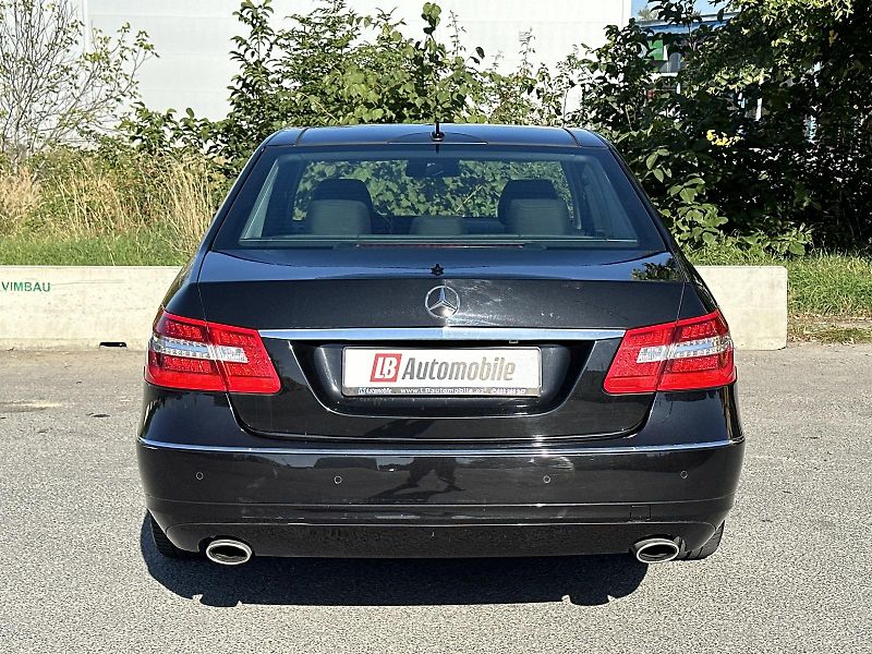Mercedes-Benz Třídy E 350 4Matic 272PS NAVI KAMERA+P - fotka 6 z 39