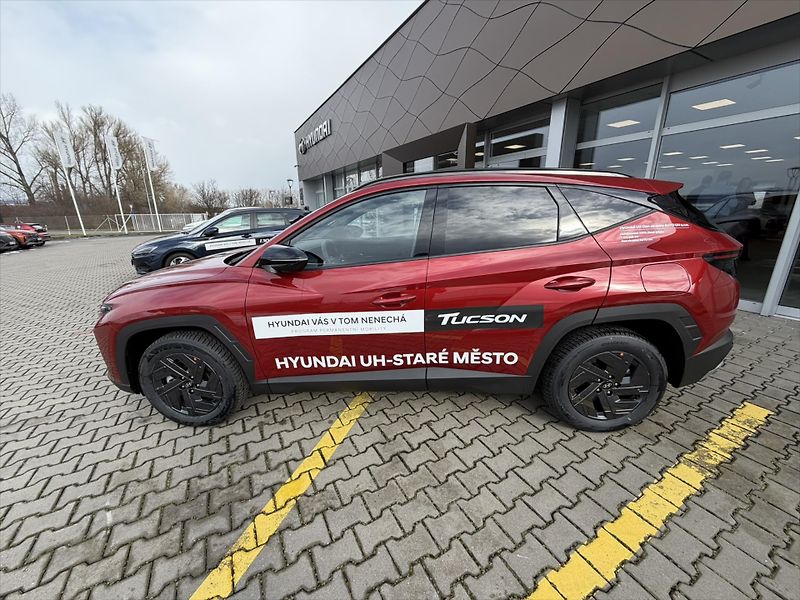 Hyundai Tucson (2026) 1,6 GO CZECH  1,6 T-GDI 110 KW - fotka 2 z 12