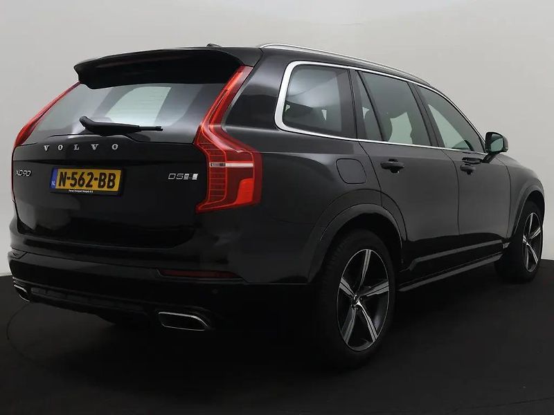 Volvo XC90 2.0D5 173 Aut. R-Desing AWD TZ - fotka 2 z 13
