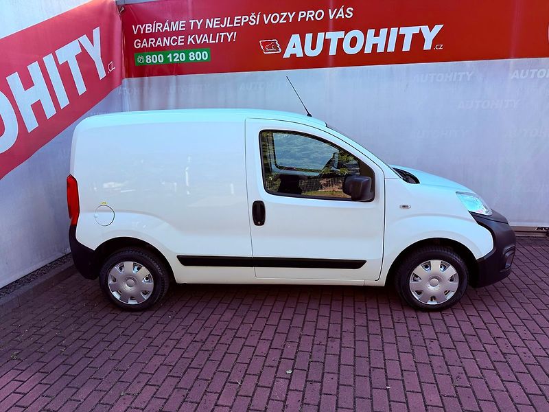 Fiat Fiorino 1.4 LPG, Klimatizace - fotka 5 z 19