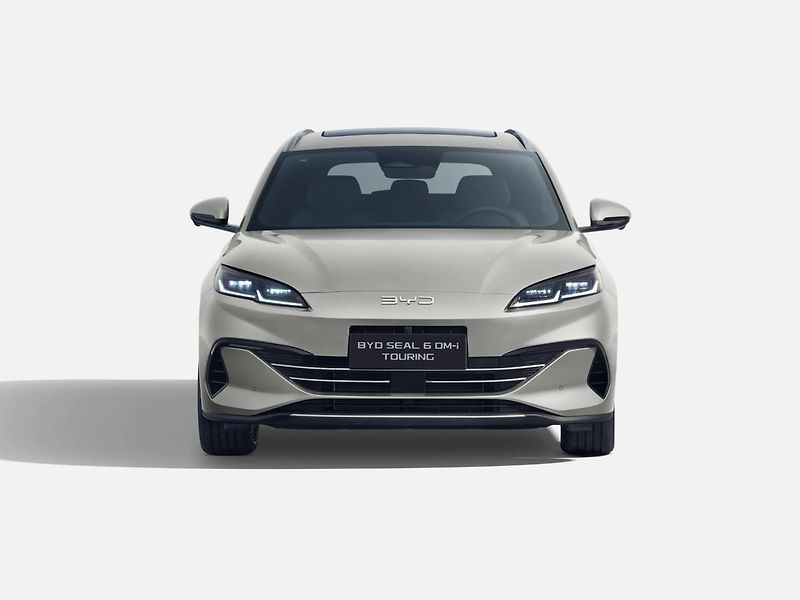 BYD Seal 6 (2026) DM-i Touring Boost - fotka 2 z 6