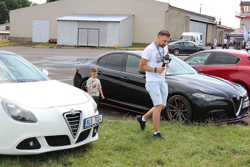 Nultý ročník srazu vozů Alfa Romeo v Jihočeském kraji.