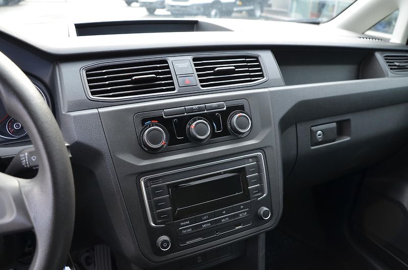 Volkswagen Caddy (2020) 1.4 TGI Maxi BMT dílna - fotka 14 z 15