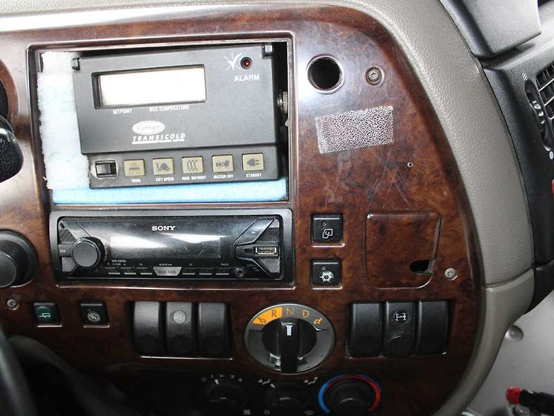 DAF XF 105.410, BDF, NEZÁVISLÁ KLIMAT - fotka 10 z 18