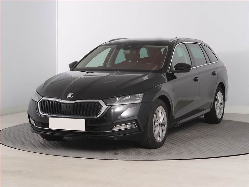 Škoda Octavia (2020) Style 2.0 TDI, Serv.kniha - fotka 2 z 16