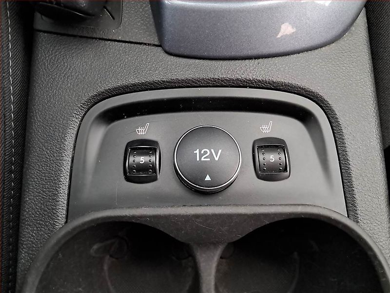 Ford Focus (2014) 1.6 TDCi, Tempomat - fotka 17 z 19