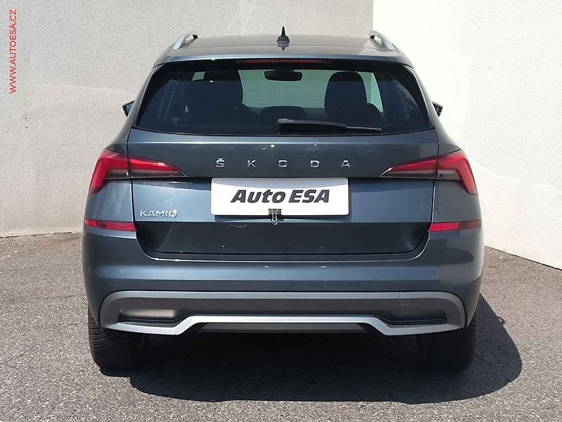 Škoda Kamiq (2021) 1.0 TSi, Style, DSG - fotka 5 z 23