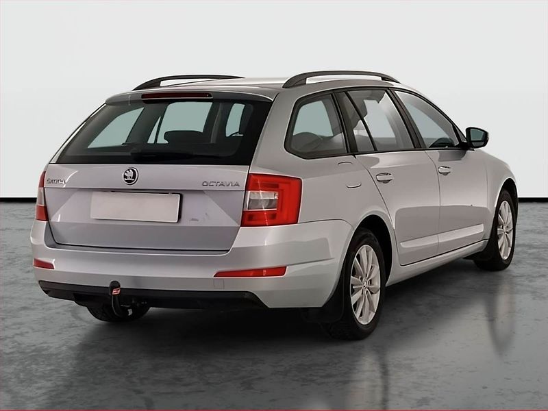 Škoda Octavia (2013) Elegance 1.6 TDI, Serv.kniha - fotka 5 z 19