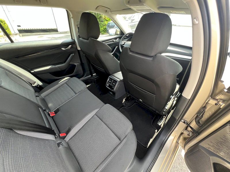 Škoda Octavia (2025) Selection 1.5TSi 110kW 6° manu - fotka 18 z 29