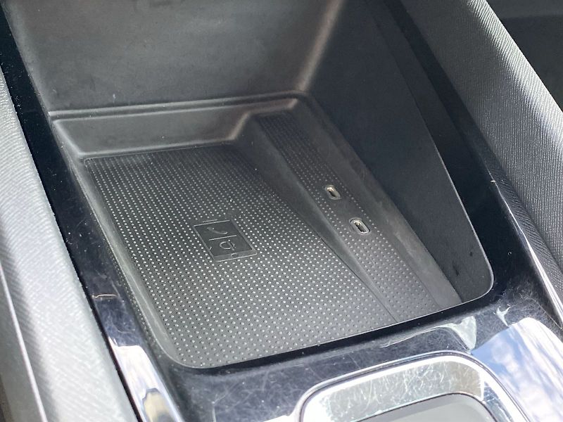 Škoda Octavia (2020) Combi 2.0 TDI DSG Style + - fotka 26 z 37