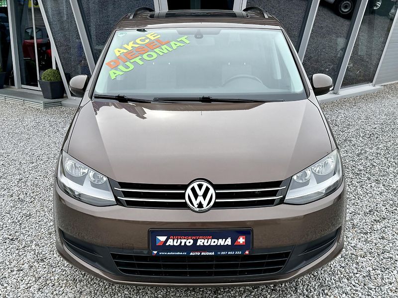 Volkswagen Sharan 2,0 TDI Panorama Automat DSG - fotka 5 z 41