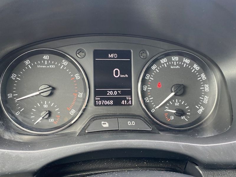 Škoda Roomster (2013) 1,2 TSI (63kW) Man - fotka 14 z 25