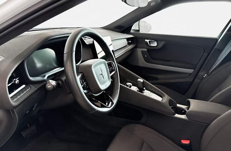 Polestar 2 LR AWD Pilot 360k BLIS Matrix - fotka 9 z 32