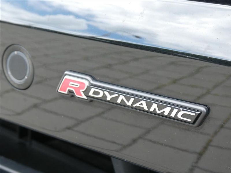 Land Rover Discovery 3,0 D250 R-Dynamic SE 1Maj DPH - fotka 50 z 51