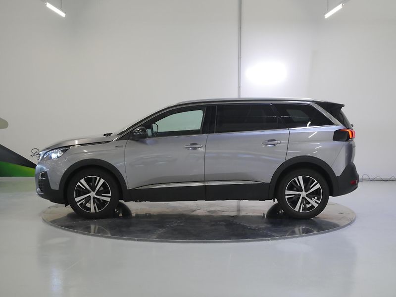 Peugeot 5008 - fotka 3 z 26