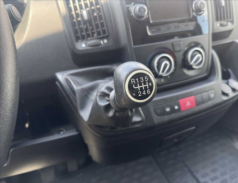 Citroën Jumper 2,0 96kW 9 MÍST DPH NAVI TAŽNÉ - fotka 31 z 31
