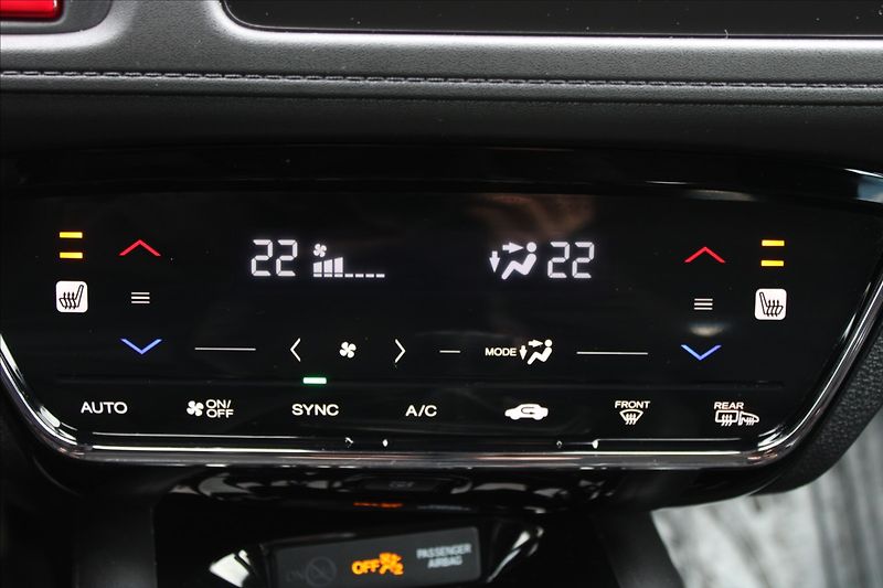 Honda HR-V 1,5 V-TEC  ELEGANCE - fotka 13 z 32