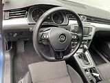 Volkswagen Passat (2015) 2.0TDi, DSG, LED, navi - náhled 13