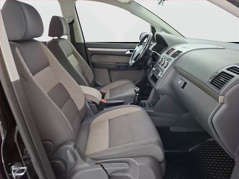 Volkswagen Touran (2008) Cross 2.0 TDI, Tempomat - fotka 9 z 15