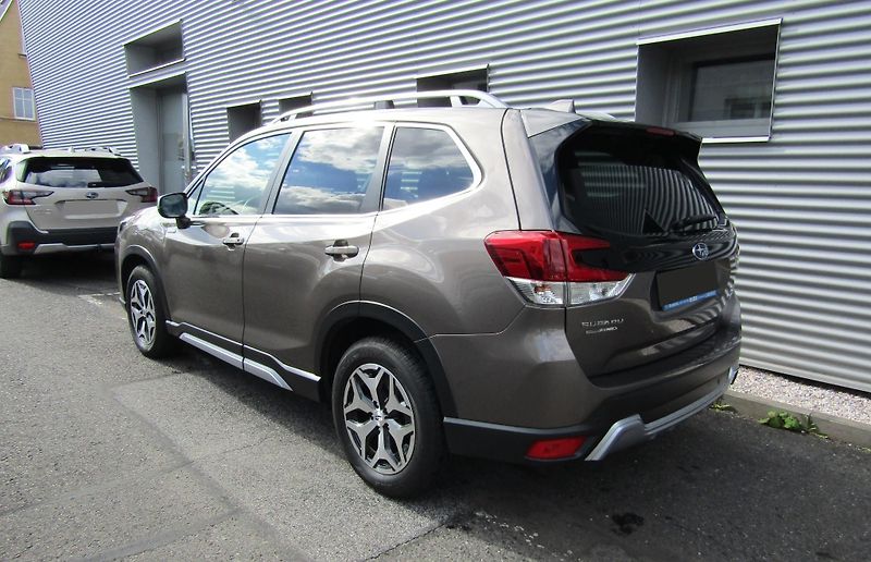 Subaru Forester (2022) Comfort NAVI ČR v záruce - fotka 4 z 37