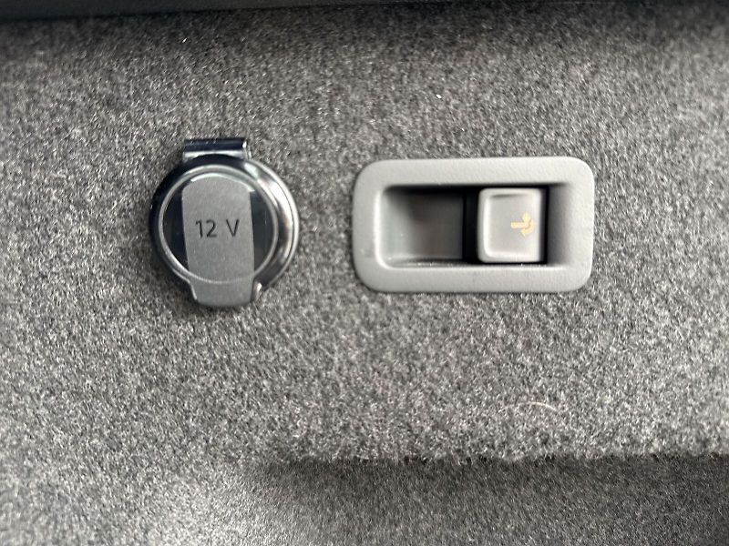 Škoda Kodiaq (2025) 2.0 TDI 4x4 DSG Sportline - fotka 28 z 33