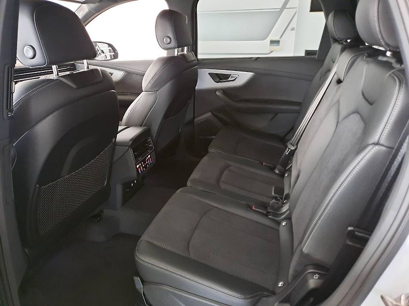 Audi Q7 (2026) 50 TDI quattro (210kW/286k) Ti - fotka 8 z 29
