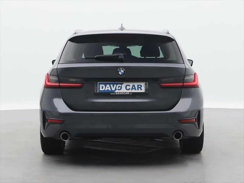 BMW Řada 3 2,0 320d 140kW xDrive 1.Maj. - fotka 6 z 36