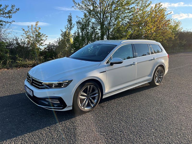 Volkswagen Passat (2021) 2.0 TDI 147kW 4x4 R-LINE - fotka 1 z 20