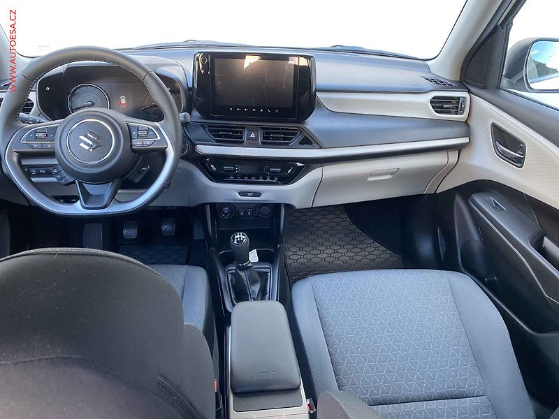 Suzuki Swift (2025) 1.2 DualJet, 1.maj,ČR - fotka 8 z 21