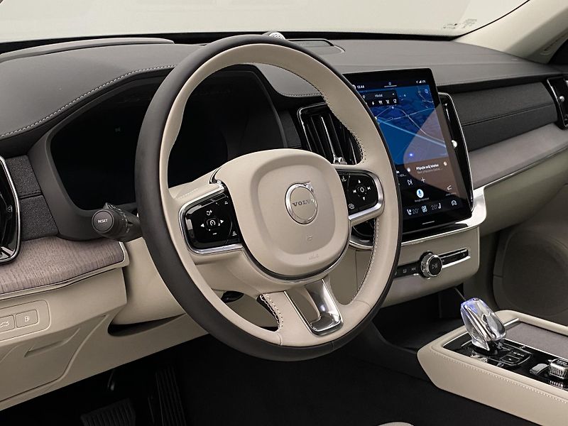 Volvo XC90 (2026) T8 AWD Plug-in BRIGHT PLUS 7m - fotka 4 z 74