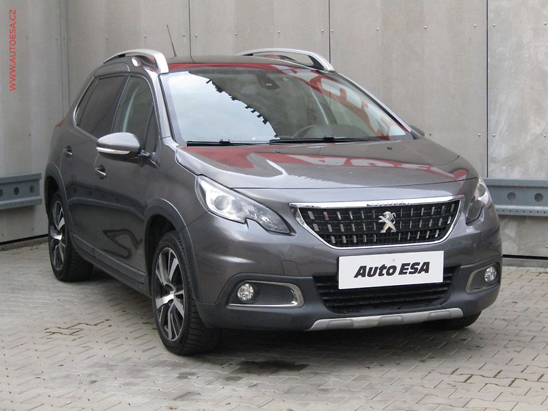 Peugeot 2008 (2018) 1.5HDi, Panorama, AC - fotografie inzerátu