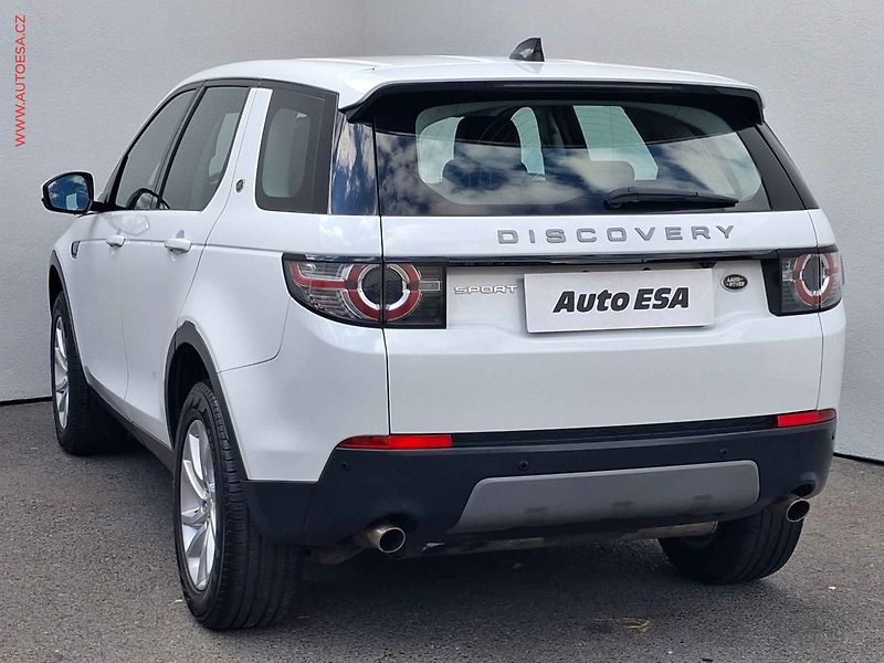Land Rover Discovery Sport (2017) 2.0 TD4 4x4, 2.maj,ČR, AT - fotka 6 z 16
