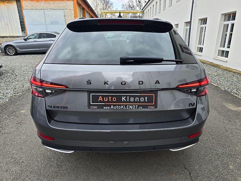 Škoda Superb 1.4TSi 160kW iV Sportline DSG - fotka 6 z 50