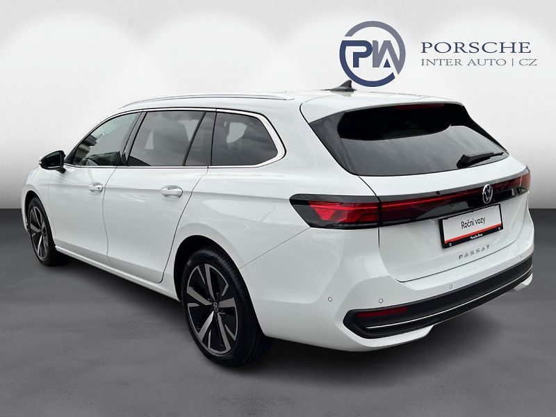 Volkswagen Passat Business 2,0 TDI DSG - fotka 6 z 23