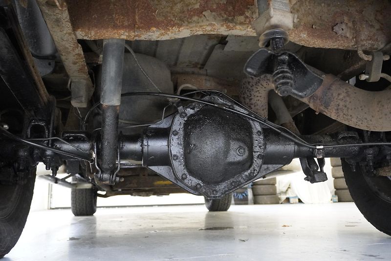 Chevrolet Silverado 2500 6.6 V8 - fotka 26 z 39