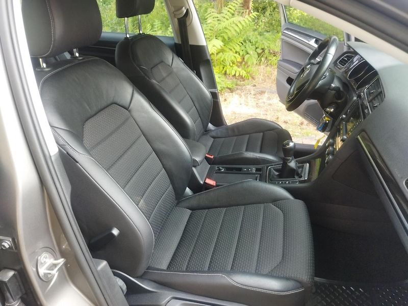 Volkswagen Golf (2016) VII. 1.2 TSI / 81 kW, GPS, - fotka 9 z 36