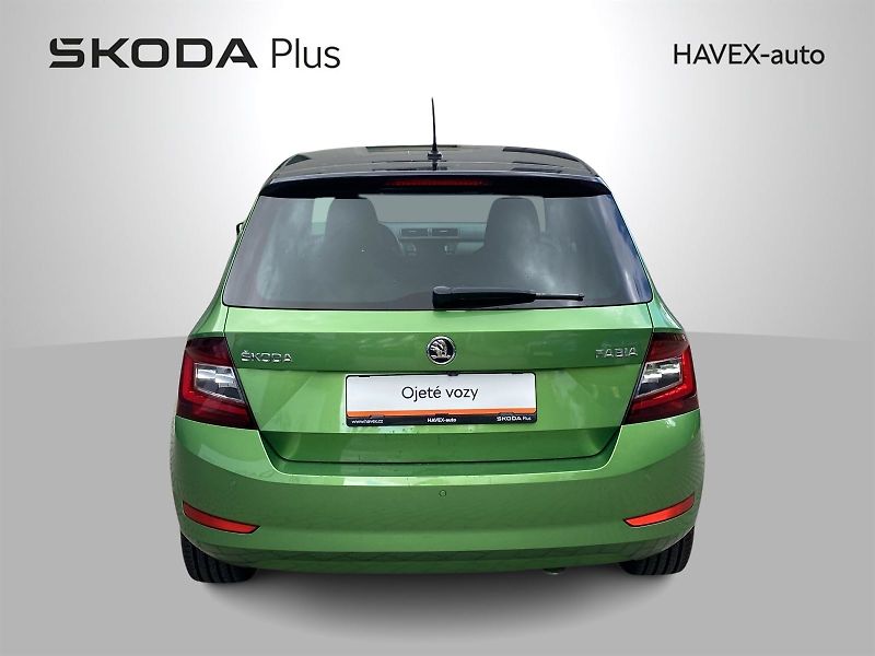 Škoda Fabia (2018) 1.0 TSI Style + - fotka 32 z 32