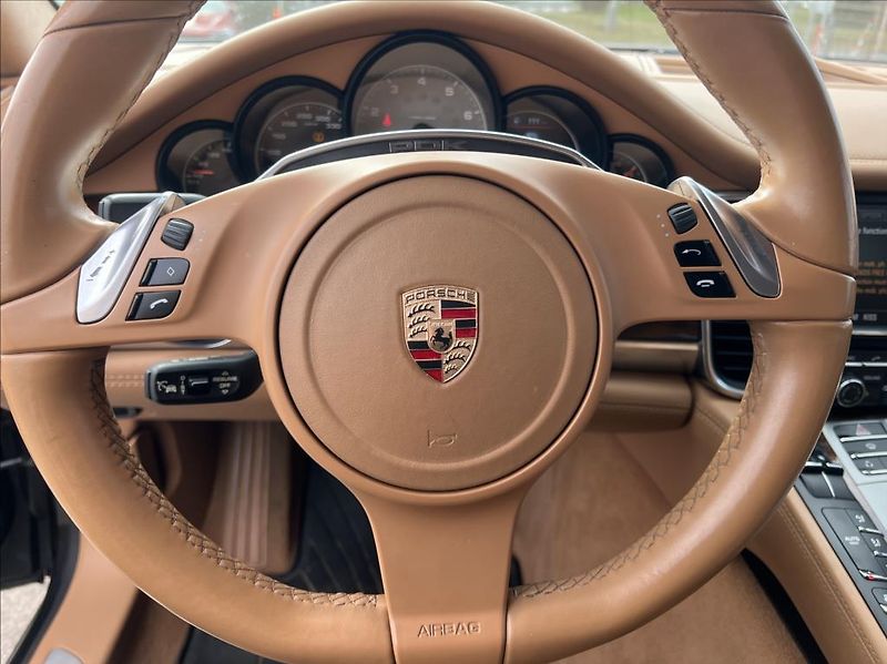 Porsche Panamera 4S,Approved,Keyless,DPH - fotka 14 z 23