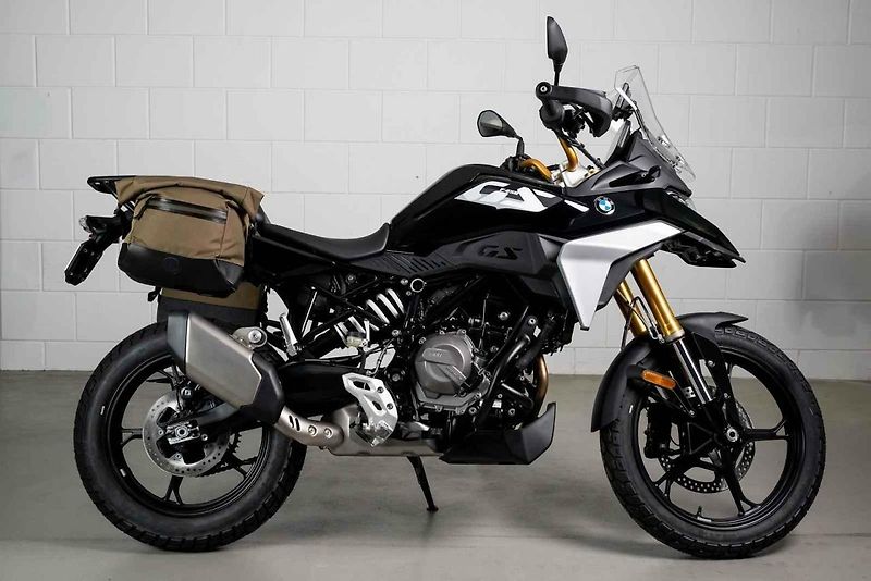 Slavné přízvisko GS je konečně dostupné i motorkářům, pro něž jsou legendární obří stroje příliš velké, těžké či nákladné.