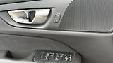 Volvo V60 (2019) D4 140KW AUTOMAT - náhled 12