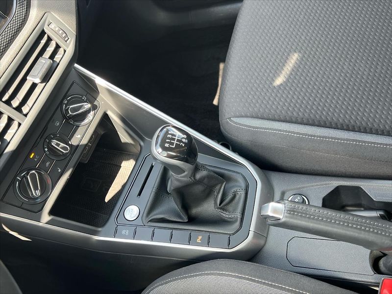 Volkswagen Taigo 1,0 TSi 85kW LIFE - fotka 18 z 26
