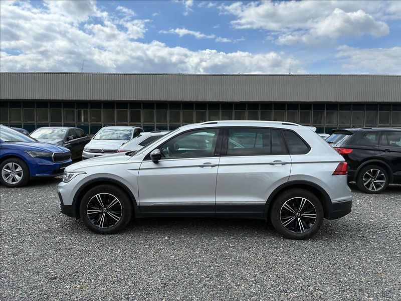 Volkswagen Tiguan 2,0 TAŽNÉ,KAMERA,HEAD-UP - fotografie inzerátu