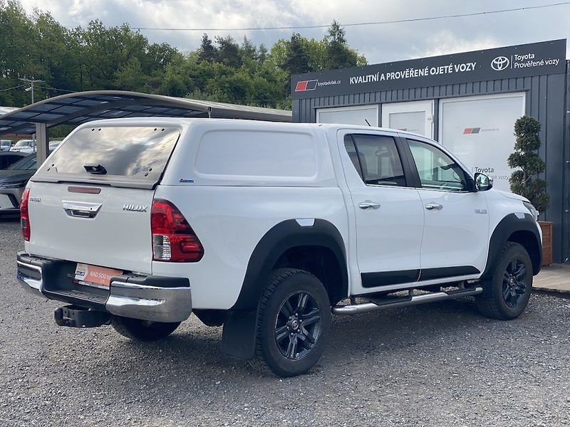 Toyota Hilux 2.4D, ČR, Active, tažné, 4x4 - fotka 7 z 32